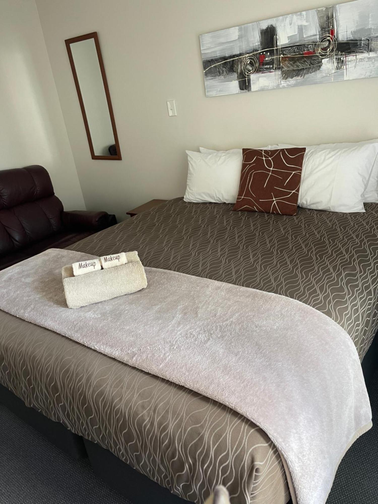 Amalfi Motor Lodge Christchurch Eksteriør billede