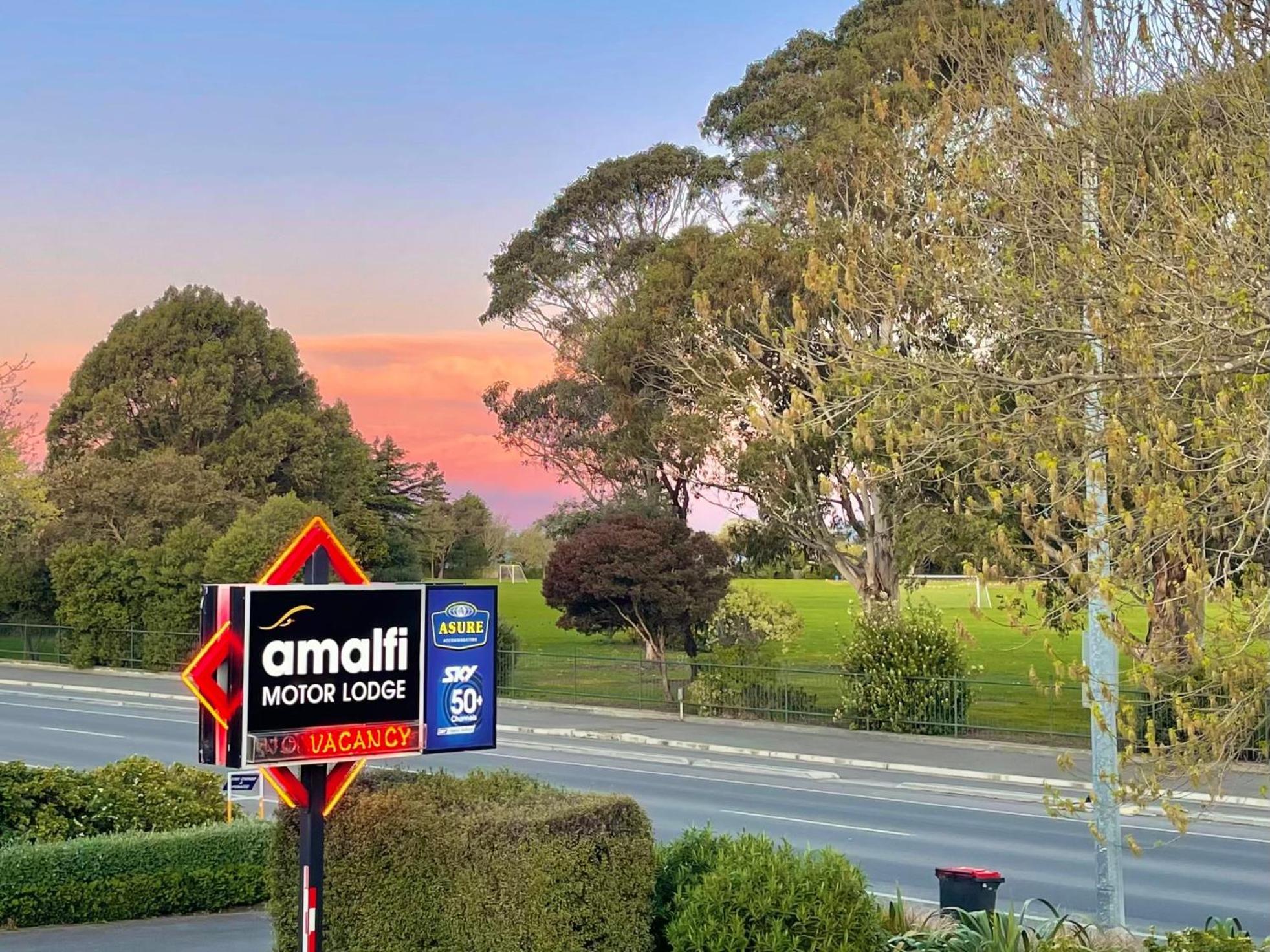 Amalfi Motor Lodge Christchurch Eksteriør billede